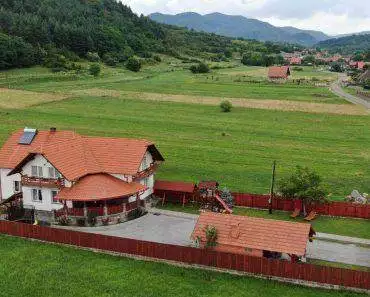 Cabana Vén Diófa va ofera cazare in Praid județul Harghita