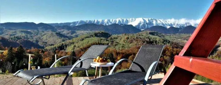 Cabanuta din munti,este locul unde relaxare si natura fac casa buna impreuna