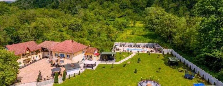 Descoperă frumusețea unică a Transalpinei,de la Pensiunea Valea Măgurii