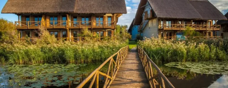 Green Village Resort – locul unde natura întâlnește luxul!