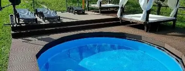 Cazare modernă cu piscină și vedere panoramică în Seciu – Casa 3 Catei Veseli