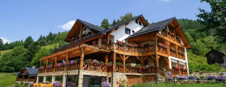 Conacul Baciu – unde arhitectura tradițională întâlnește confortul actual